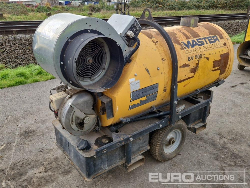 Master DV500 Oil Heater - Korjaamolaitteet: kuva Master DV500 Oil Heater - Korjaamolaitteet Master DV500 Oil Heater - Korjaamolaitteet: kuva Master DV500 Oil Heater - Korjaamolaitteet