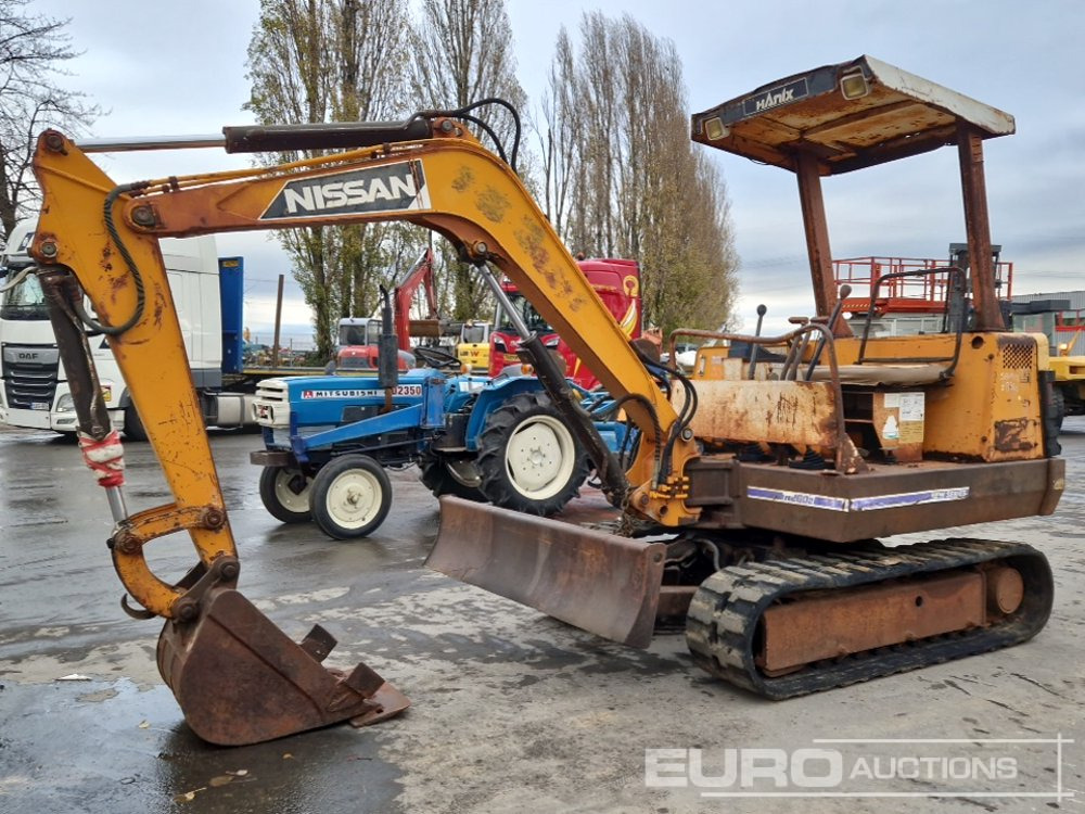 Nissan N260.2 - Minikuormaaja: kuva Nissan N260.2 - Minikuormaaja Nissan N260.2 - Minikuormaaja: kuva Nissan N260.2 - Minikuormaaja