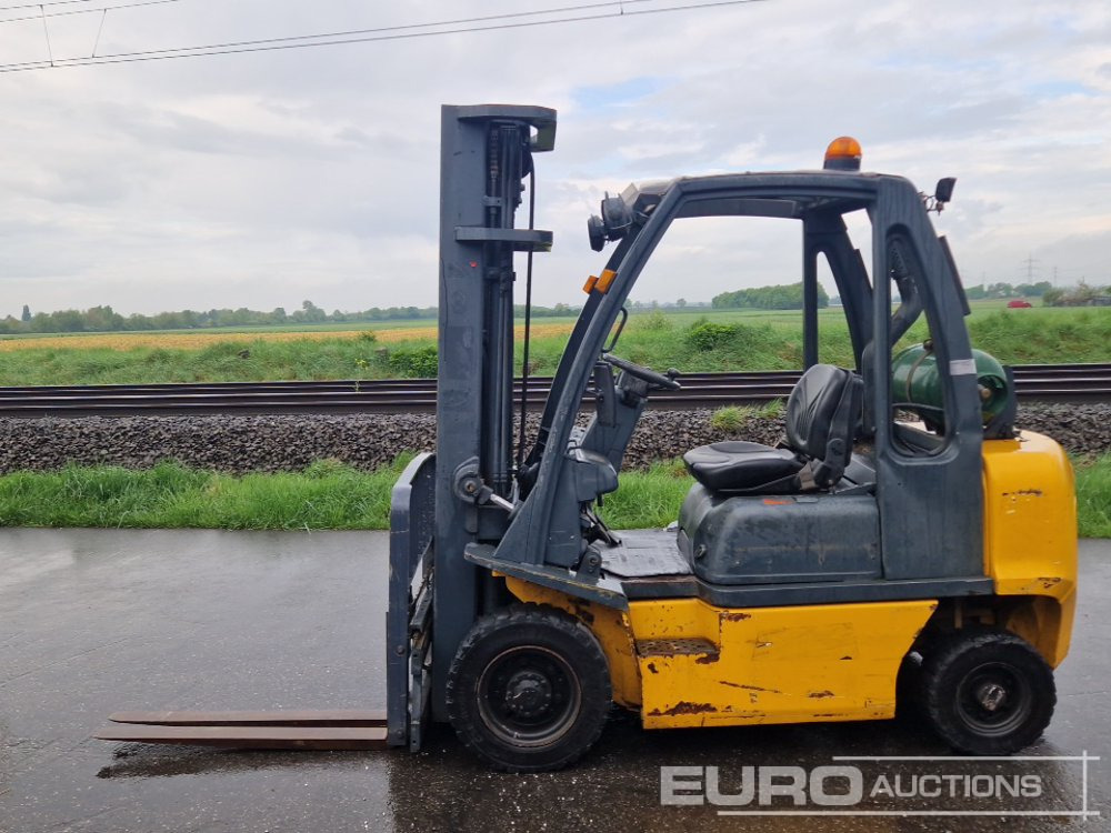 Nissan UD02A25PQ - Vastapainotrukki: kuva Nissan UD02A25PQ - Vastapainotrukki Nissan UD02A25PQ - Vastapainotrukki: kuva Nissan UD02A25PQ - Vastapainotrukki