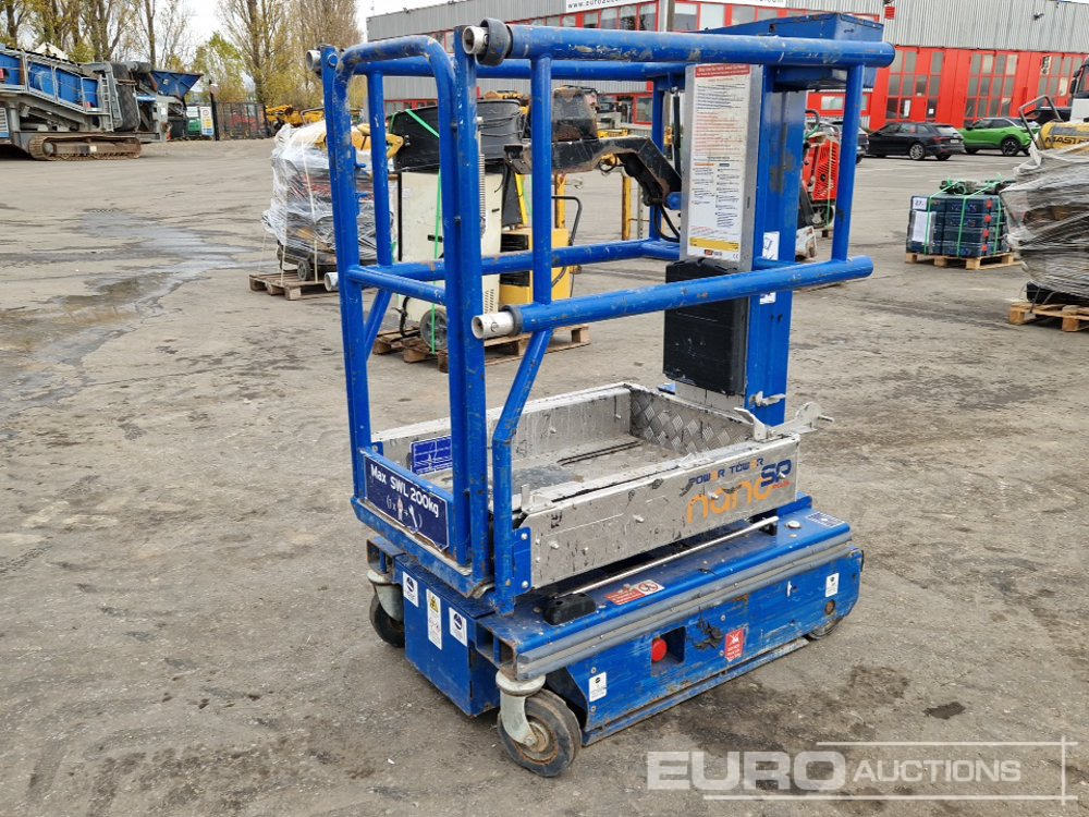 Power Towers Nano - Henkilönostin: kuva Power Towers Nano - Henkilönostin Power Towers Nano - Henkilönostin: kuva Power Towers Nano - Henkilönostin