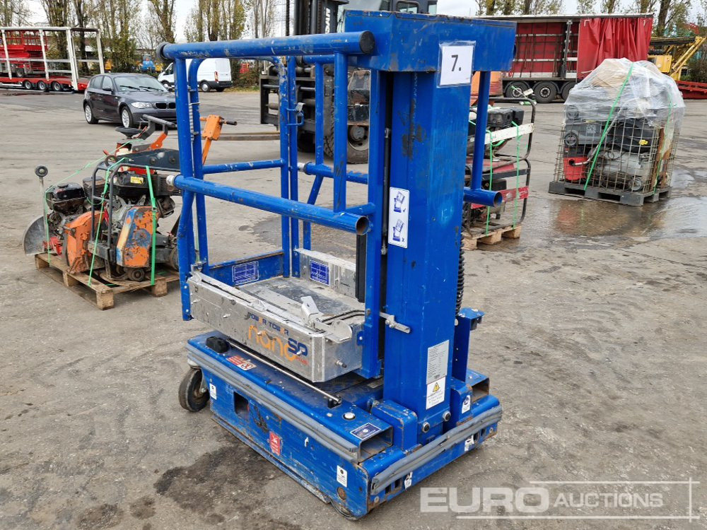 Power Towers Nano - Henkilönostin: kuva Power Towers Nano - Henkilönostin Power Towers Nano - Henkilönostin: kuva Power Towers Nano - Henkilönostin