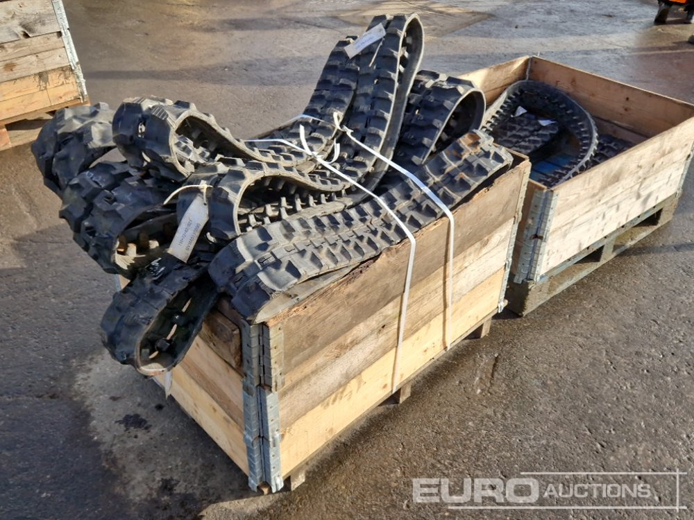 Rubber Tracks (16 of) - Telaketju - Rakennuskoneet: kuva Rubber Tracks (16 of) - Telaketju - Rakennuskoneet Rubber Tracks (16 of) - Telaketju - Rakennuskoneet: kuva Rubber Tracks (16 of) - Telaketju - Rakennuskoneet