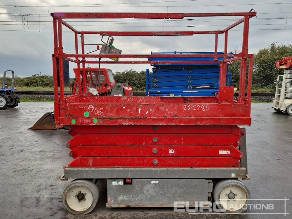 SkyJack SJIII-4626 - Henkilönostin: kuva SkyJack SJIII-4626 - Henkilönostin SkyJack SJIII-4626 - Henkilönostin: kuva SkyJack SJIII-4626 - Henkilönostin