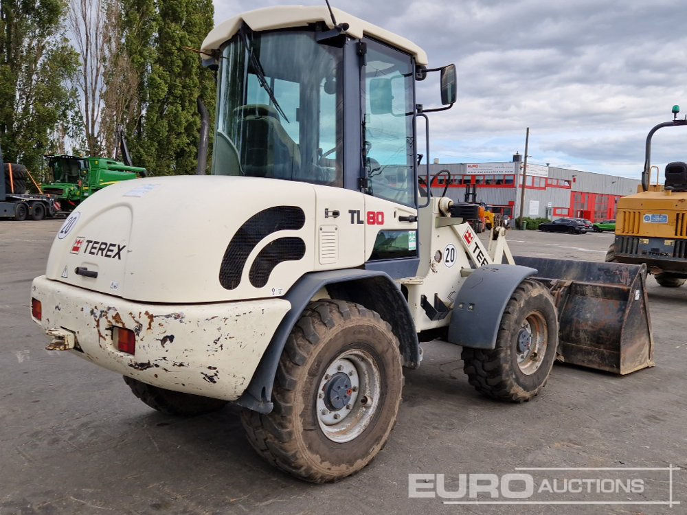 Terex TL80 - Pyöräkuormaaja: kuva Terex TL80 - Pyöräkuormaaja Terex TL80 - Pyöräkuormaaja: kuva Terex TL80 - Pyöräkuormaaja