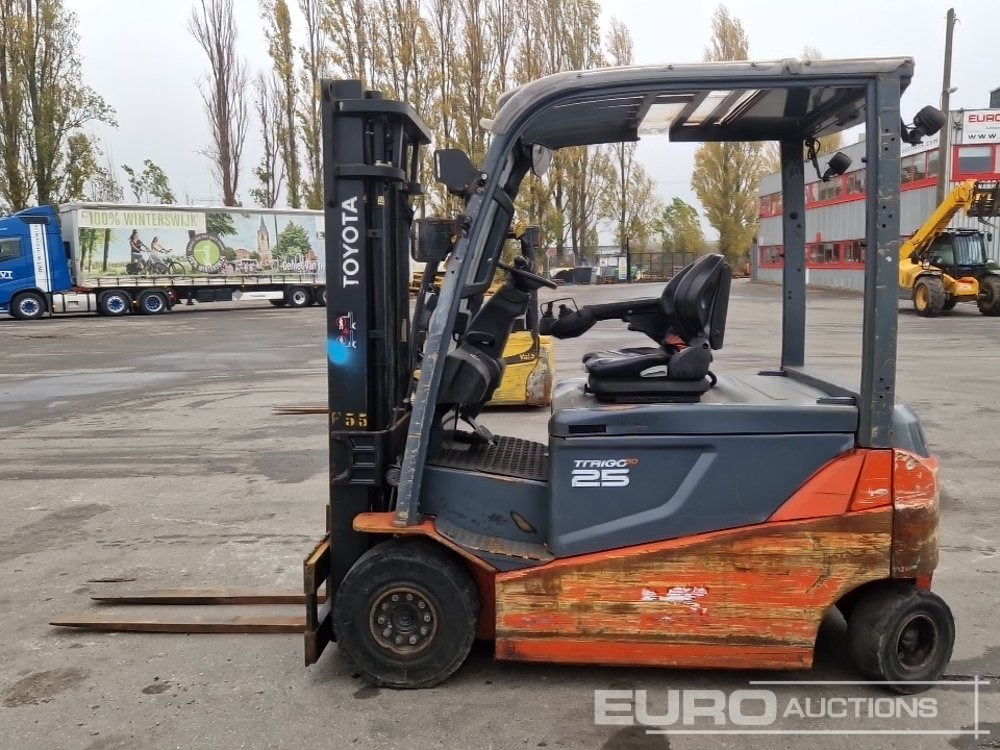 Toyota 8FBMT25 2.5 Ton Electric Forklift, 2 Stage Mast, Forks, - Sähkötrukki: kuva Toyota 8FBMT25 2.5 Ton Electric Forklift, 2 Stage Mast, Forks, - Sähkötrukki Toyota 8FBMT25 2.5 Ton Electric Forklift, 2 Stage Mast, Forks, - Sähkötrukki: kuva Toyota 8FBMT25 2.5 Ton Electric Forklift, 2 Stage Mast, Forks, - Sähkötrukki