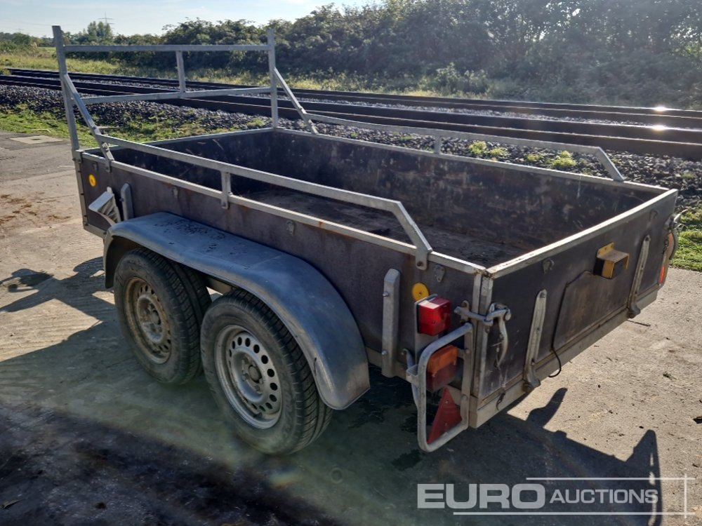 Twin Axle Trailer - Lavaperävaunu: kuva Twin Axle Trailer - Lavaperävaunu Twin Axle Trailer - Lavaperävaunu: kuva Twin Axle Trailer - Lavaperävaunu