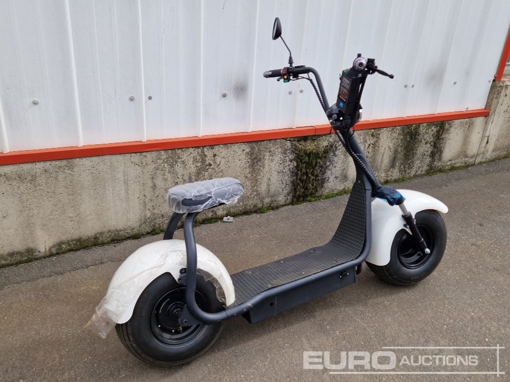 Unused Citycoco Electric Scooter - Moottoripyörä: kuva Unused Citycoco Electric Scooter - Moottoripyörä Unused Citycoco Electric Scooter - Moottoripyörä: kuva Unused Citycoco Electric Scooter - Moottoripyörä