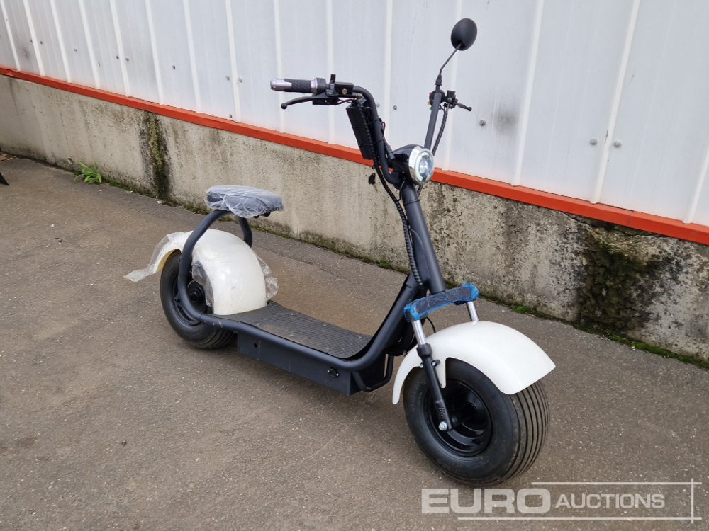 Unused Citycoco Electric Scooter - Moottoripyörä: kuva Unused Citycoco Electric Scooter - Moottoripyörä Unused Citycoco Electric Scooter - Moottoripyörä: kuva Unused Citycoco Electric Scooter - Moottoripyörä