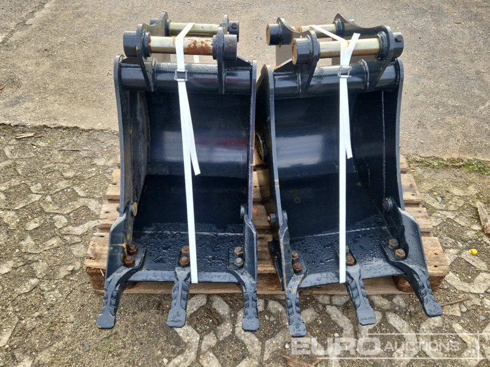Unused Strickland 18" Trench Bucket to suit JCB 3CX (2 of) - Kauha: kuva Unused Strickland 18" Trench Bucket to suit JCB 3CX (2 of) - Kauha Unused Strickland 18" Trench Bucket to suit JCB 3CX (2 of) - Kauha: kuva Unused Strickland 18" Trench Bucket to suit JCB 3CX (2 of) - Kauha