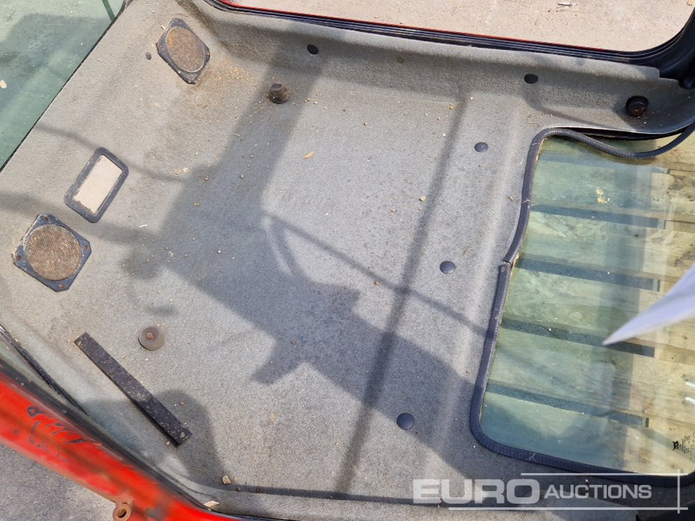 Cabin to suit Bobcat E50 - Varaosat - Kaivuri: kuva Cabin to suit Bobcat E50 - Varaosat - Kaivuri Cabin to suit Bobcat E50 - Varaosat - Kaivuri: kuva Cabin to suit Bobcat E50 - Varaosat - Kaivuri