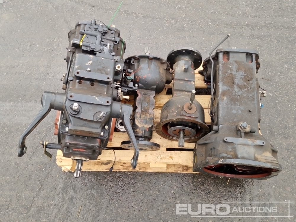 Easy Drive Gearbox + Rear Axle to suit New Holland Boomer 3050 - Varaosat: kuva Easy Drive Gearbox + Rear Axle to suit New Holland Boomer 3050 - Varaosat Easy Drive Gearbox + Rear Axle to suit New Holland Boomer 3050 - Varaosat: kuva Easy Drive Gearbox + Rear Axle to suit New Holland Boomer 3050 - Varaosat