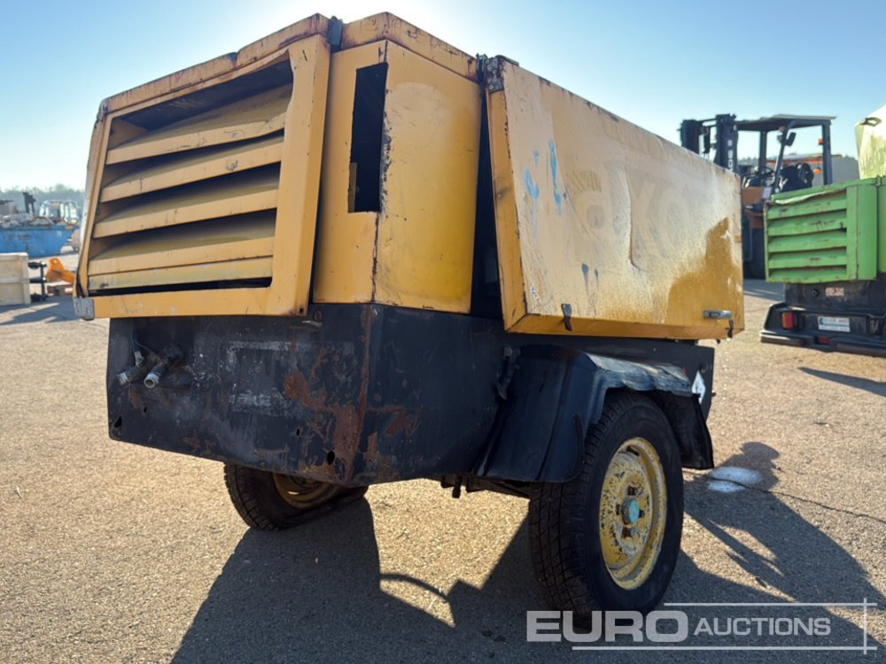 2002 Atlas Copco XAS66DD FB AC LEG - Ilmakompressori: kuva 2002 Atlas Copco XAS66DD FB AC LEG - Ilmakompressori 2002 Atlas Copco XAS66DD FB AC LEG - Ilmakompressori: kuva 2002 Atlas Copco XAS66DD FB AC LEG - Ilmakompressori