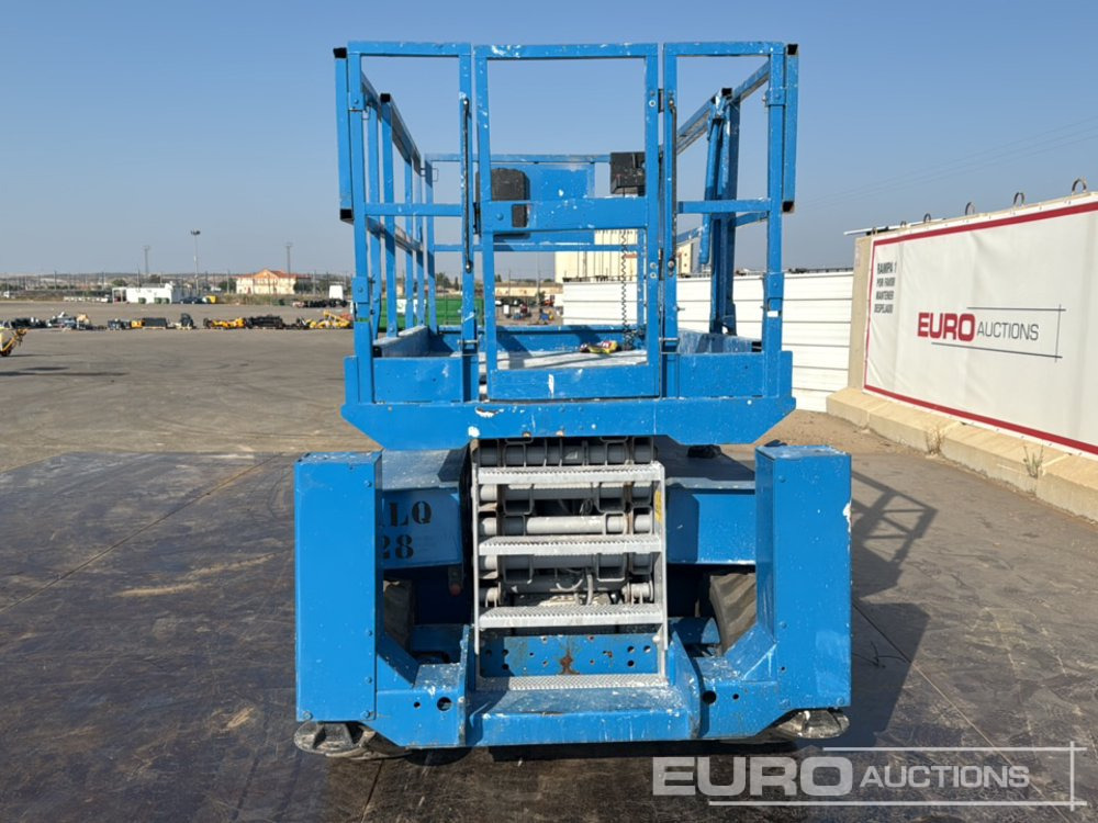2007 Genie GS3268 - Henkilönostin: kuva 2007 Genie GS3268 - Henkilönostin 2007 Genie GS3268 - Henkilönostin: kuva 2007 Genie GS3268 - Henkilönostin