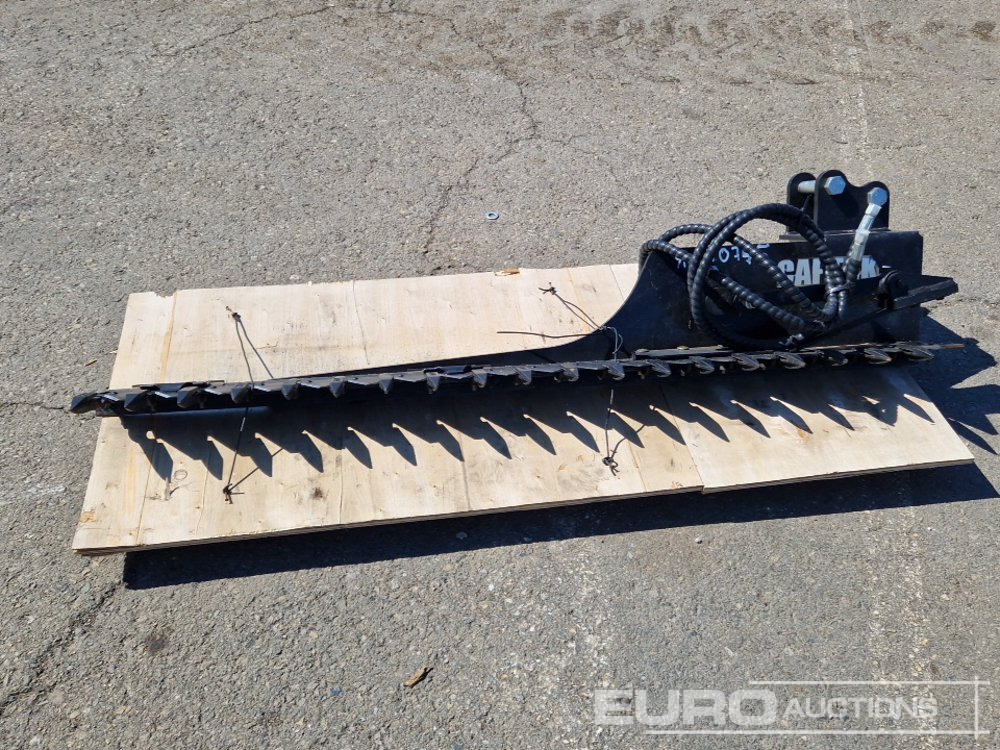 Captok Hedge Trimmer to suit Mini Excavator - Lisälaitteet - Kaivuri: kuva Captok Hedge Trimmer to suit Mini Excavator - Lisälaitteet - Kaivuri Captok Hedge Trimmer to suit Mini Excavator - Lisälaitteet - Kaivuri: kuva Captok Hedge Trimmer to suit Mini Excavator - Lisälaitteet - Kaivuri