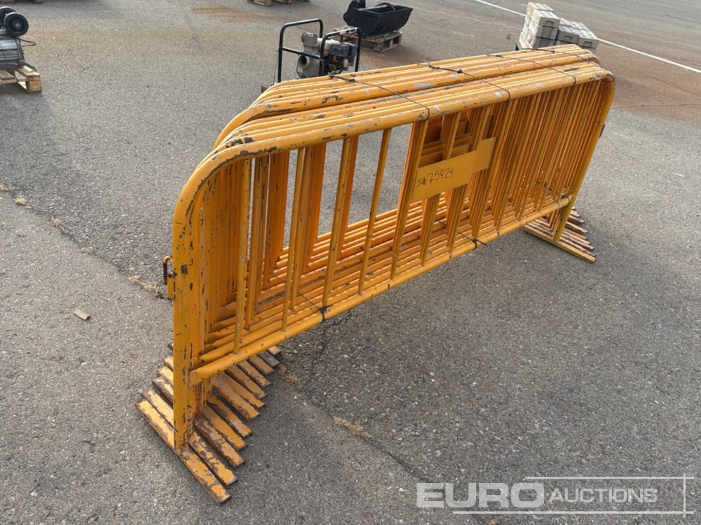 Metal Railings (12 of) - Rakennustarvikkeet: kuva Metal Railings (12 of) - Rakennustarvikkeet Metal Railings (12 of) - Rakennustarvikkeet: kuva Metal Railings (12 of) - Rakennustarvikkeet
