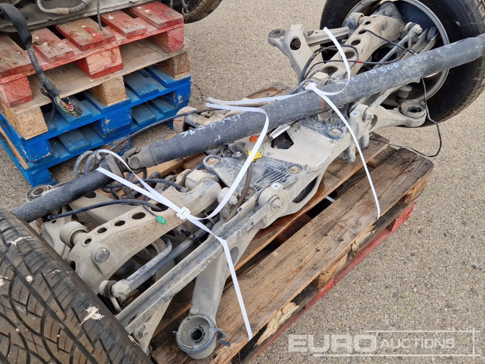 Pallet of Volvo XC70 Spares including Axles, Tyres, Engine components - Rakennustarvikkeet: kuva Pallet of Volvo XC70 Spares including Axles, Tyres, Engine components - Rakennustarvikkeet Pallet of Volvo XC70 Spares including Axles, Tyres, Engine components - Rakennustarvikkeet: kuva Pallet of Volvo XC70 Spares including Axles, Tyres, Engine components - Rakennustarvikkeet