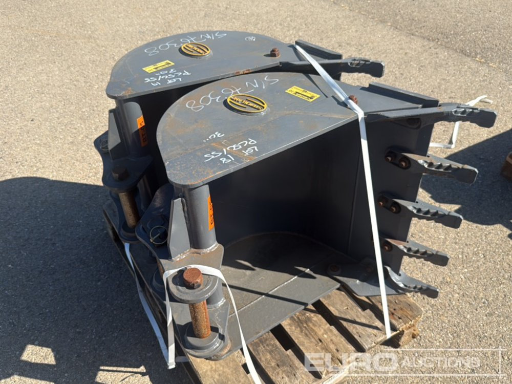 Strickland 30" Digging Bucket (2 of) - Kauha: kuva Strickland 30" Digging Bucket (2 of) - Kauha Strickland 30" Digging Bucket (2 of) - Kauha: kuva Strickland 30" Digging Bucket (2 of) - Kauha