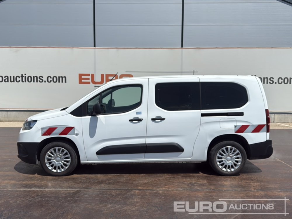 2022 Toyota Proace City - Tavara-auto: kuva 2022 Toyota Proace City - Tavara-auto 2022 Toyota Proace City - Tavara-auto: kuva 2022 Toyota Proace City - Tavara-auto