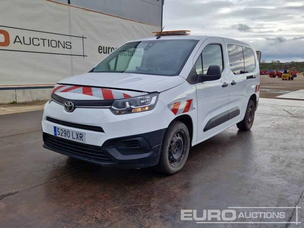 2022 Toyota Proace City - Tavara-auto: kuva 2022 Toyota Proace City - Tavara-auto 2022 Toyota Proace City - Tavara-auto: kuva 2022 Toyota Proace City - Tavara-auto
