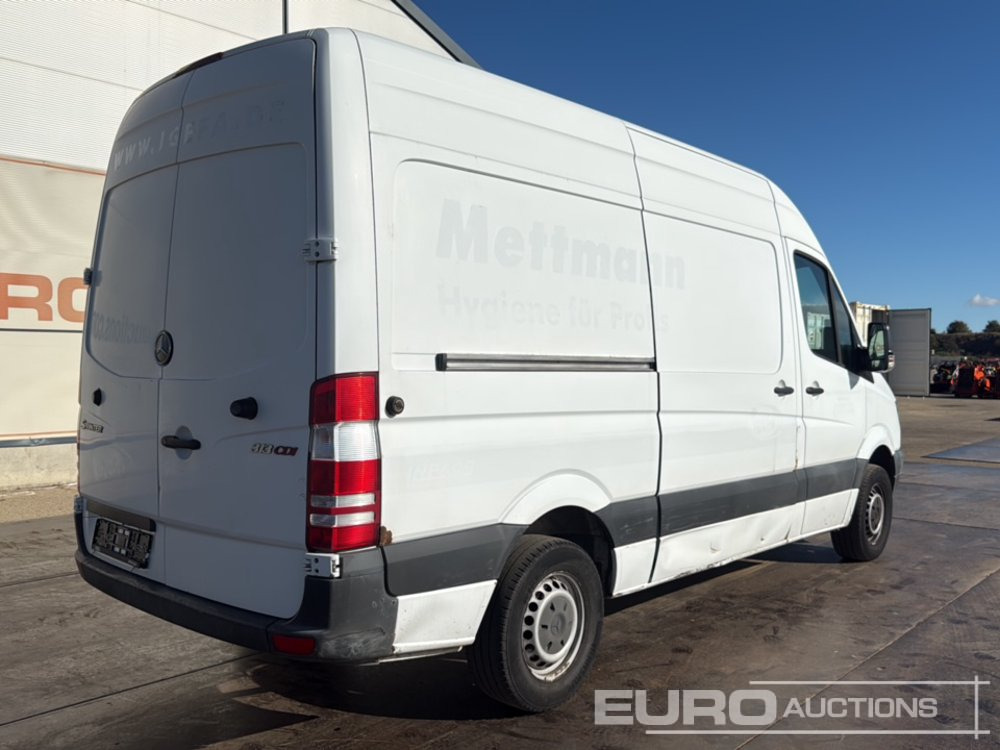 Mercedes Benz Sprinter - Tavara-auto: kuva Mercedes Benz Sprinter - Tavara-auto Mercedes Benz Sprinter - Tavara-auto: kuva Mercedes Benz Sprinter - Tavara-auto
