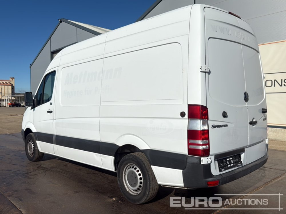 Mercedes Benz Sprinter - Tavara-auto: kuva Mercedes Benz Sprinter - Tavara-auto Mercedes Benz Sprinter - Tavara-auto: kuva Mercedes Benz Sprinter - Tavara-auto