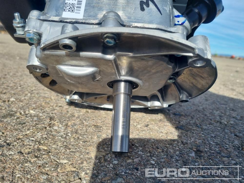 Unused Daewoo DV130 - Moottori: kuva  Unused Daewoo DV130 - Moottori Unused Daewoo DV130 - Moottori: kuva  Unused Daewoo DV130 - Moottori