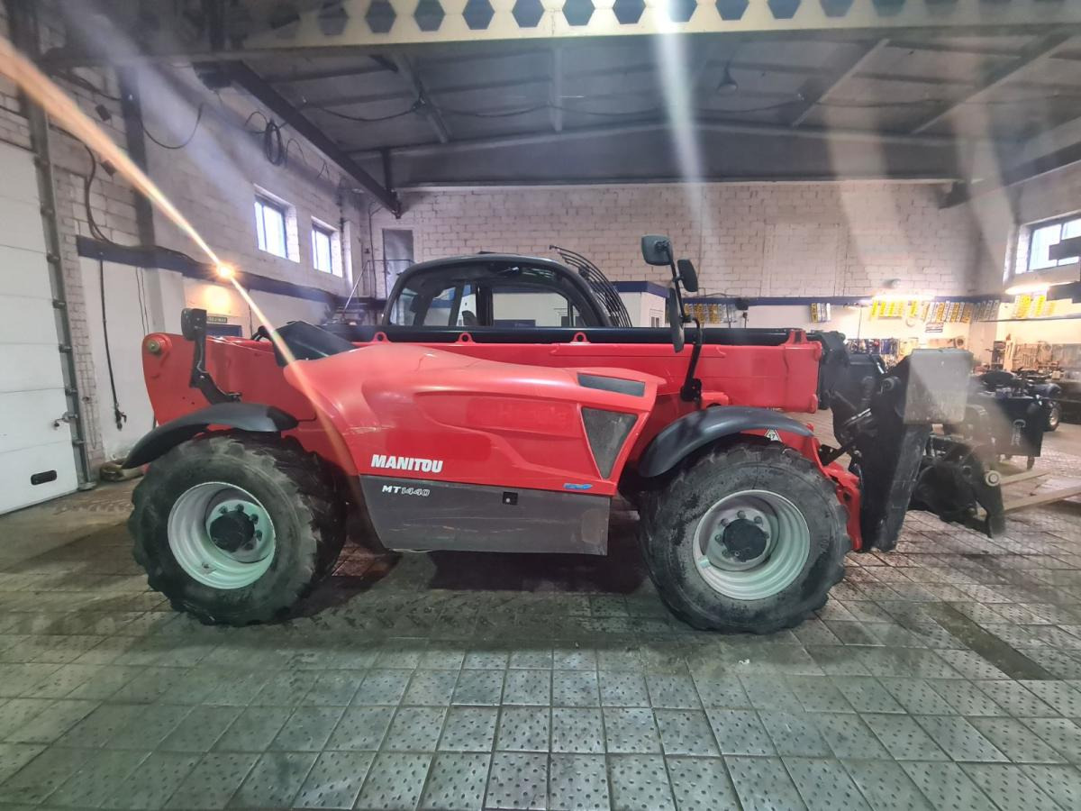MANITOU MT1440 / 2018 - Kurottaja: kuva MANITOU MT1440 / 2018 - Kurottaja MANITOU MT1440 / 2018 - Kurottaja: kuva MANITOU MT1440 / 2018 - Kurottaja