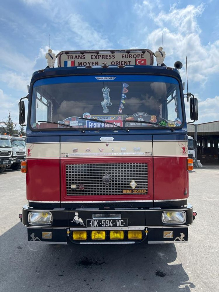 Camion SAVIEM SM 240 - Umpikori kuorma-auto: kuva Camion SAVIEM SM 240 - Umpikori kuorma-auto Camion SAVIEM SM 240 - Umpikori kuorma-auto: kuva Camion SAVIEM SM 240 - Umpikori kuorma-auto