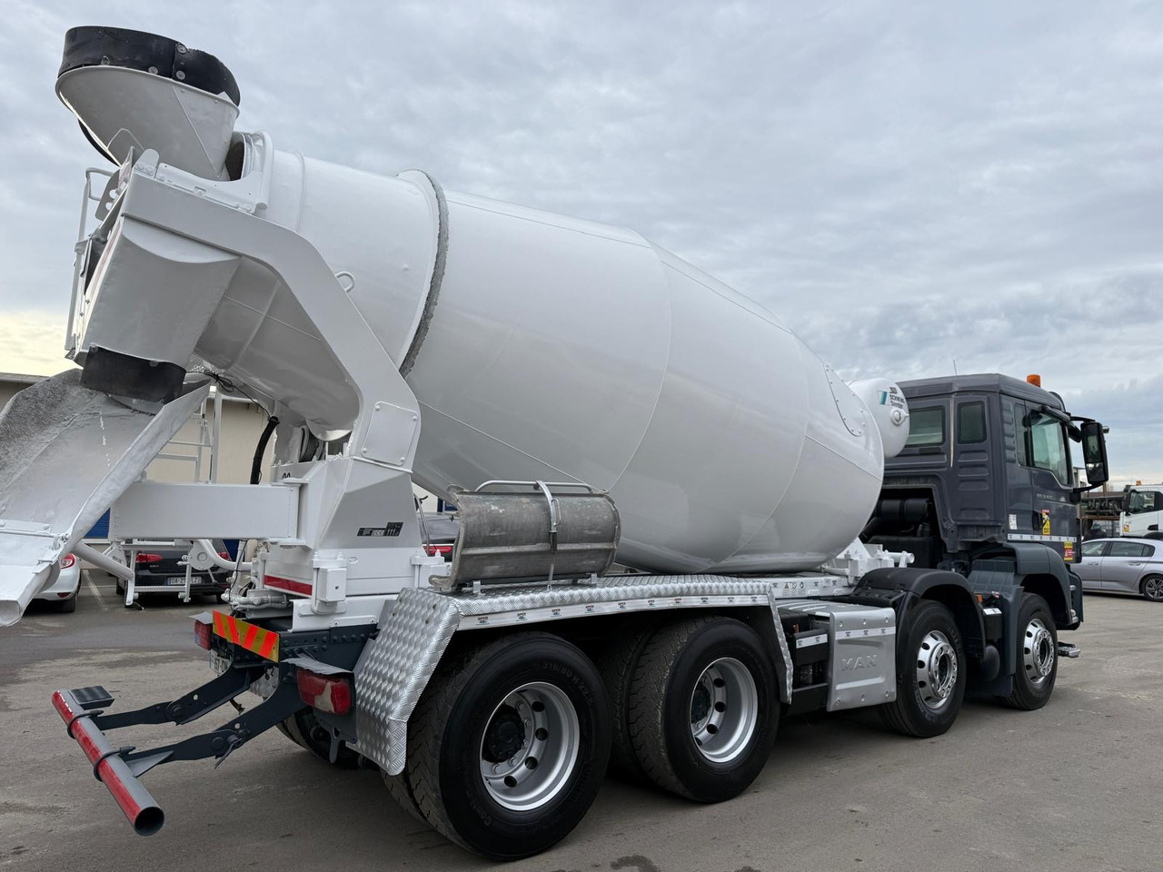 Camion béton MAN TGS 32.420 FF-957-DW - Betoniauto: kuva Camion béton MAN TGS 32.420 FF-957-DW - Betoniauto Camion béton MAN TGS 32.420 FF-957-DW - Betoniauto: kuva Camion béton MAN TGS 32.420 FF-957-DW - Betoniauto