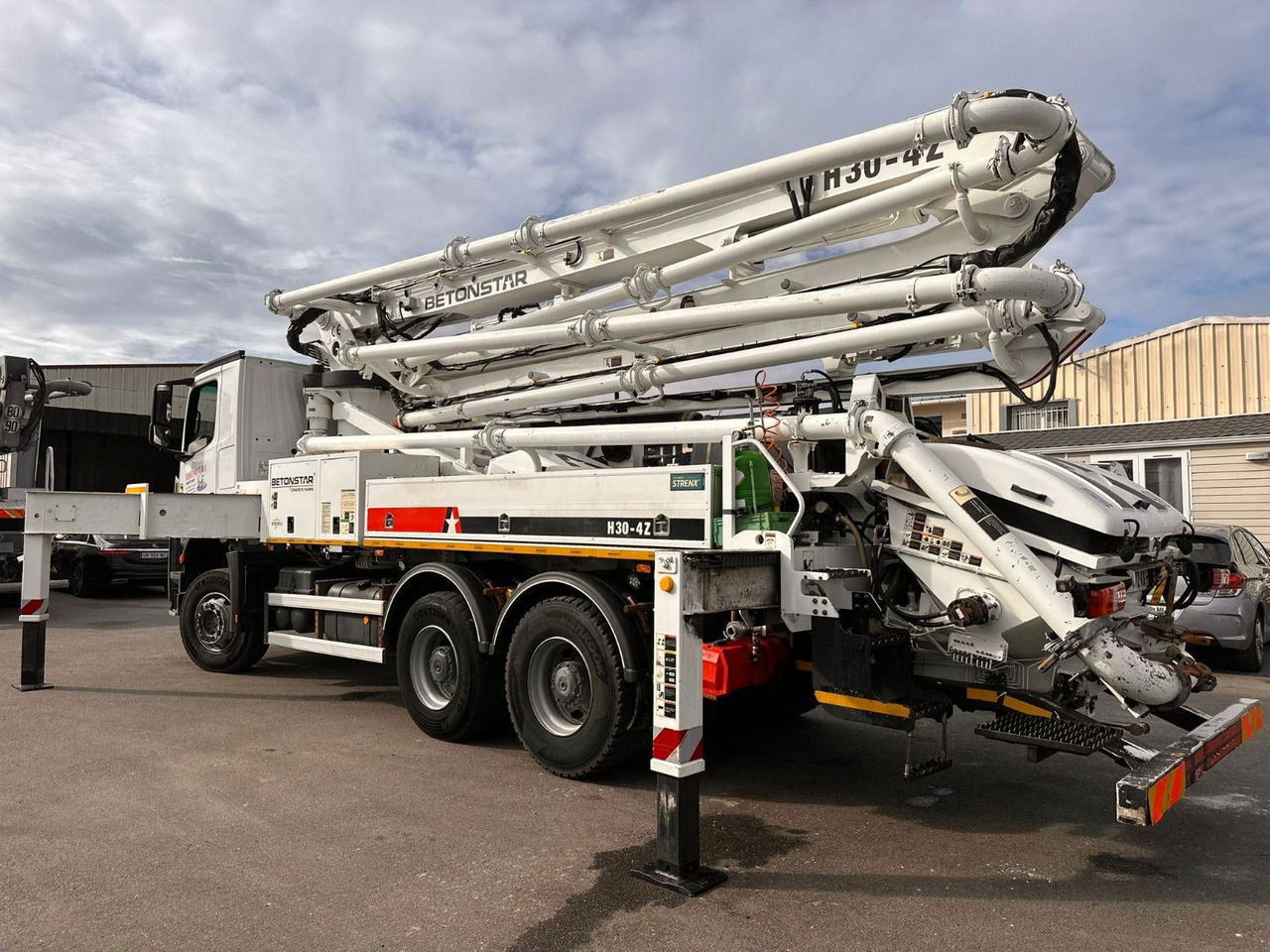 Betonipumppuauto Mercedes-Benz Arocs 2640: kuva Betonipumppuauto Mercedes-Benz Arocs 2640