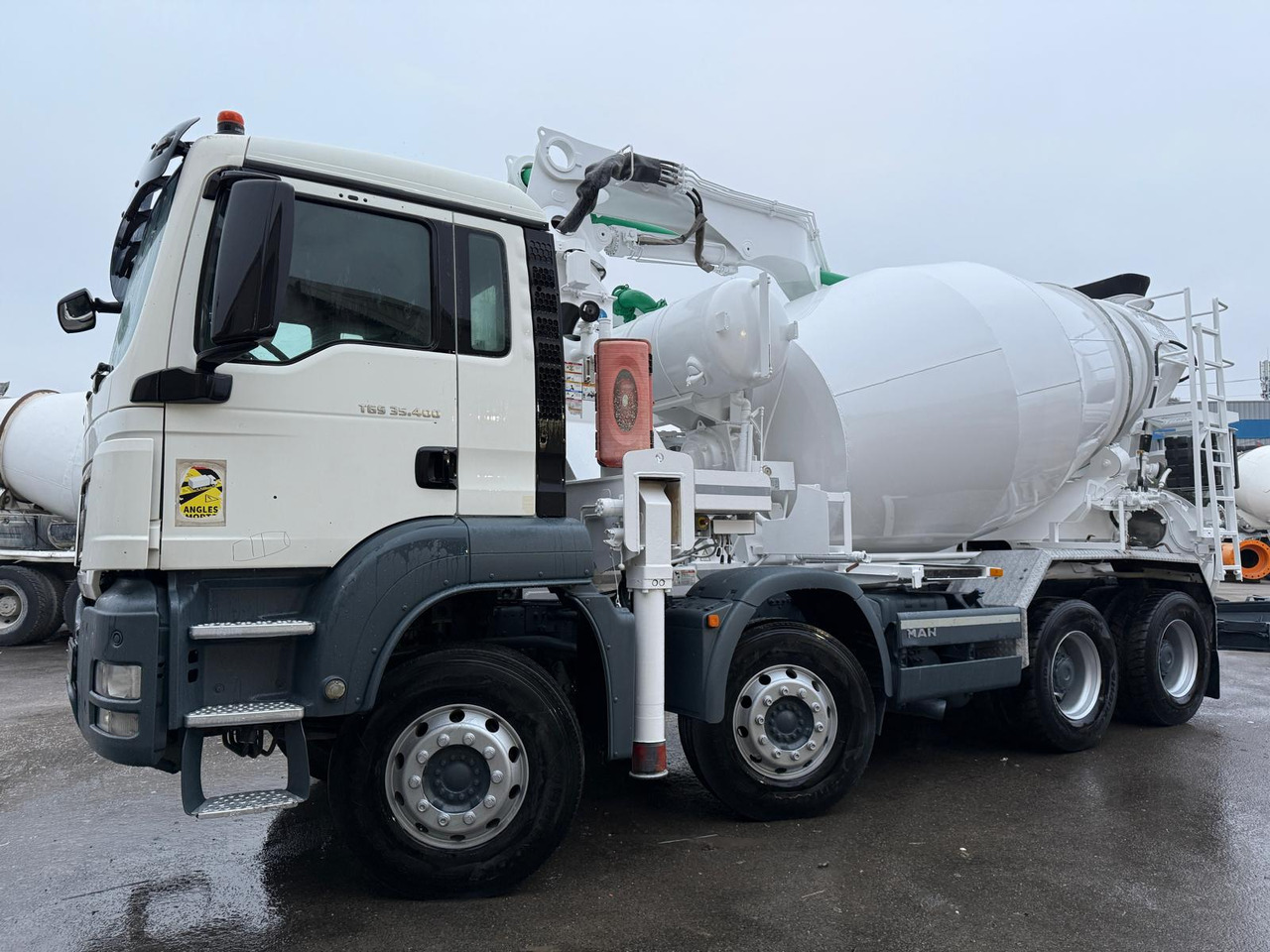 Mixo-pompe MAN TGS 35.400 CE-560-SL - Betonipumppuauto: kuva Mixo-pompe MAN TGS 35.400 CE-560-SL - Betonipumppuauto Mixo-pompe MAN TGS 35.400 CE-560-SL - Betonipumppuauto: kuva Mixo-pompe MAN TGS 35.400 CE-560-SL - Betonipumppuauto