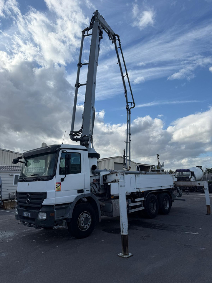 Pompe à béton Schwing 34m avec cabine Mercedes Benz Actros CT-062-WL - Betonipumppuauto: kuva Pompe à béton Schwing 34m avec cabine Mercedes Benz Actros CT-062-WL - Betonipumppuauto Pompe à béton Schwing 34m avec cabine Mercedes Benz Actros CT-062-WL - Betonipumppuauto: kuva Pompe à béton Schwing 34m avec cabine Mercedes Benz Actros CT-062-WL - Betonipumppuauto