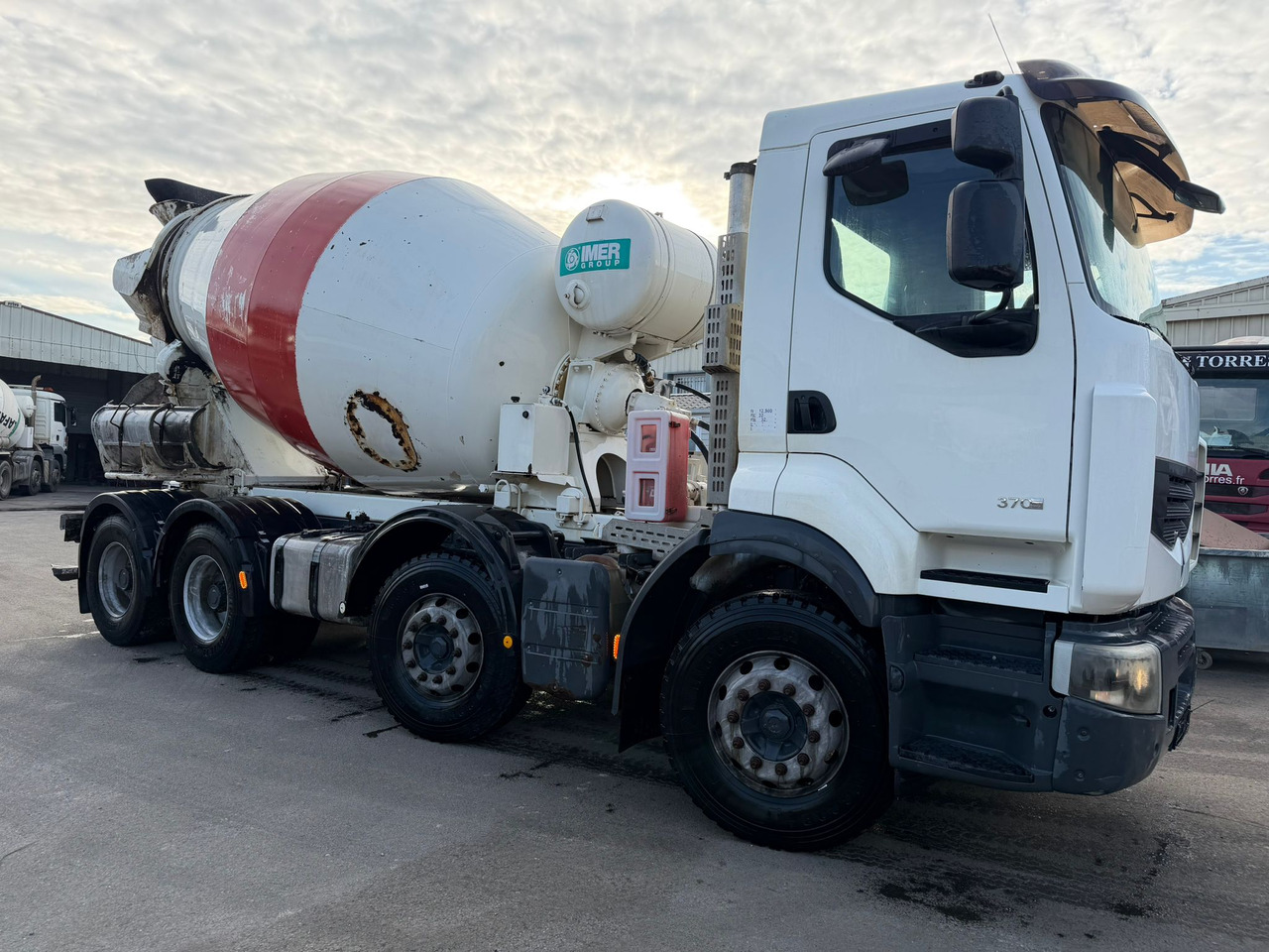 Renault Premium Lander - Betoniauto: kuva Renault Premium Lander - Betoniauto Renault Premium Lander - Betoniauto: kuva Renault Premium Lander - Betoniauto