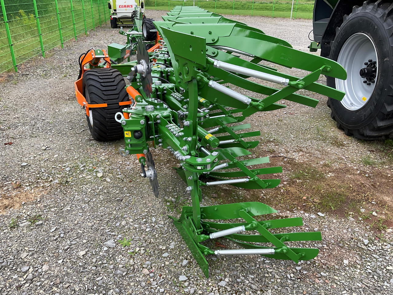Amazone Tyrok 400 OL V 7 0 100 - Aura: kuva Amazone Tyrok 400 OL V 7 0 100 - Aura Amazone Tyrok 400 OL V 7 0 100 - Aura: kuva Amazone Tyrok 400 OL V 7 0 100 - Aura