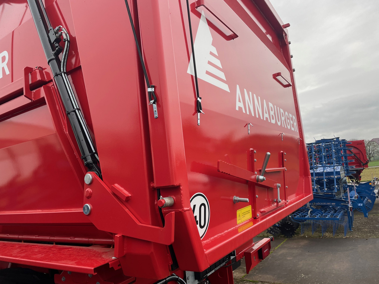 Annaburger EcoLiner HTS 22G.14 - Kippiauto kuorma-auto: kuva Annaburger EcoLiner HTS 22G.14 - Kippiauto kuorma-auto Annaburger EcoLiner HTS 22G.14 - Kippiauto kuorma-auto: kuva Annaburger EcoLiner HTS 22G.14 - Kippiauto kuorma-auto