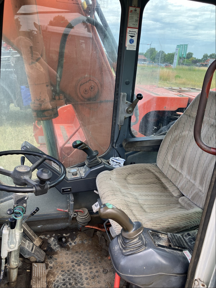 Atlas 1304K - Kaivuri: kuva Atlas 1304K - Kaivuri Atlas 1304K - Kaivuri: kuva Atlas 1304K - Kaivuri