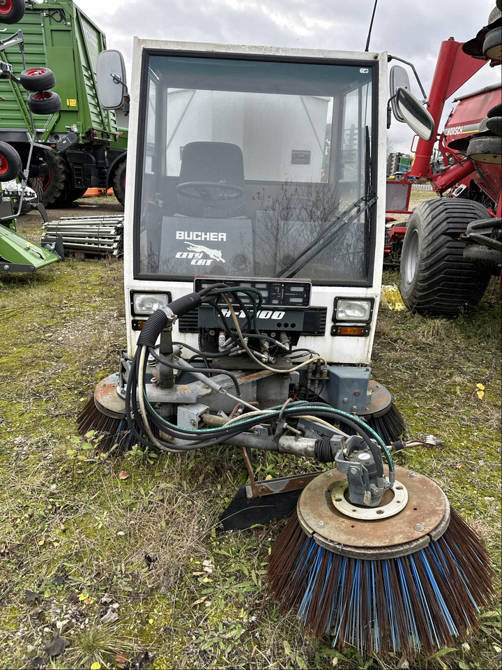 Bucher CityCat K1700 Kehrmasch - Niittokone: kuva Bucher CityCat K1700 Kehrmasch - Niittokone Bucher CityCat K1700 Kehrmasch - Niittokone: kuva Bucher CityCat K1700 Kehrmasch - Niittokone