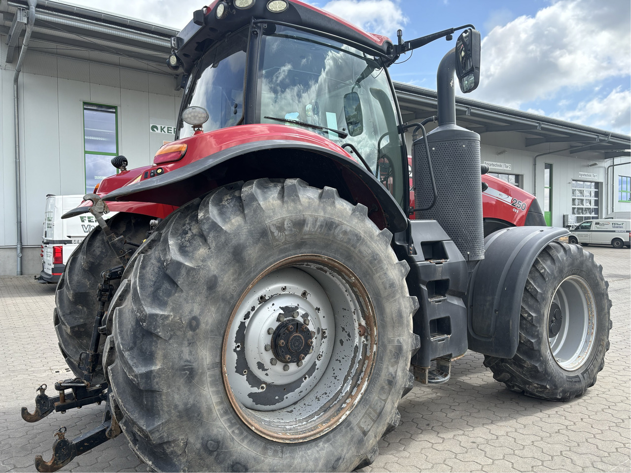 Case IH CVX 310 - Traktori: kuva Case IH CVX 310 - Traktori Case IH CVX 310 - Traktori: kuva Case IH CVX 310 - Traktori