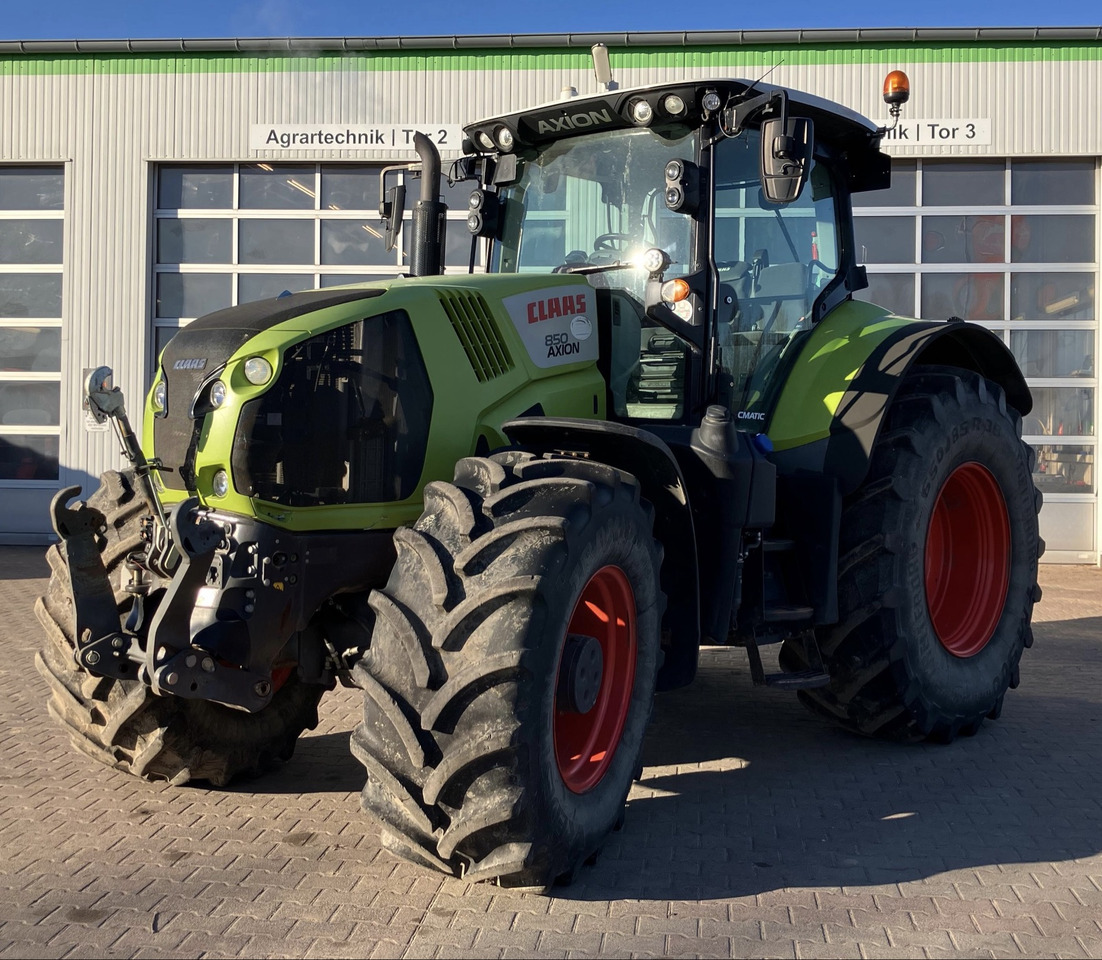 Claas Axion 850 C-Matic - Traktori: kuva Claas Axion 850 C-Matic - Traktori Claas Axion 850 C-Matic - Traktori: kuva Claas Axion 850 C-Matic - Traktori