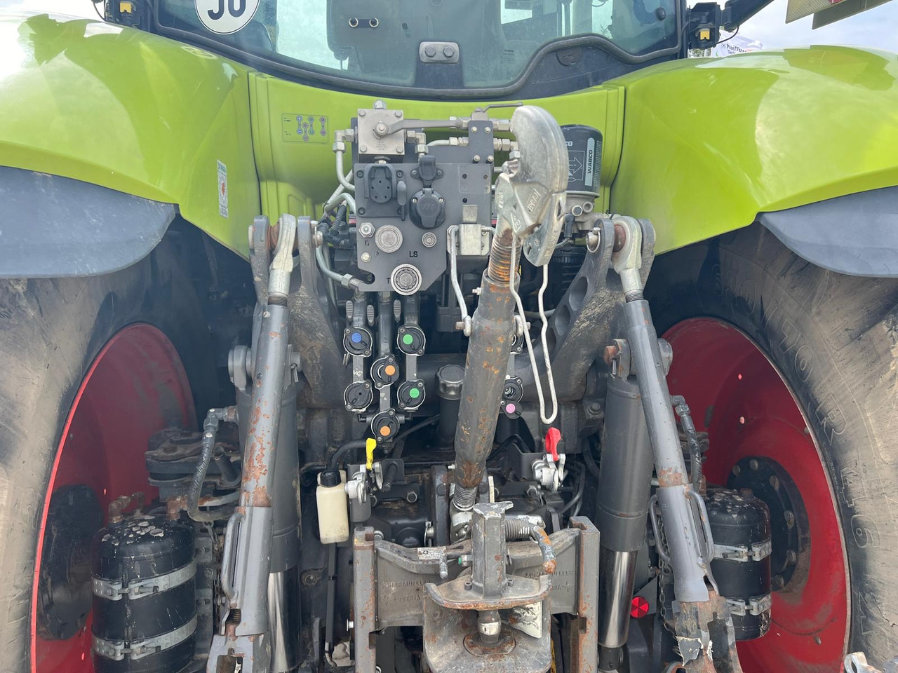 Claas Axion 870 CMatic - Traktori: kuva Claas Axion 870 CMatic - Traktori Claas Axion 870 CMatic - Traktori: kuva Claas Axion 870 CMatic - Traktori