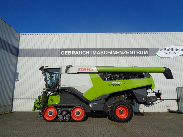 Claas Lexion 7700 TT - Leikkuupuimuri: kuva Claas Lexion 7700 TT - Leikkuupuimuri Claas Lexion 7700 TT - Leikkuupuimuri: kuva Claas Lexion 7700 TT - Leikkuupuimuri