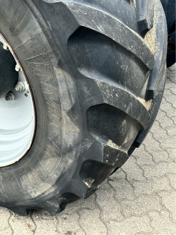 Deutz-Fahr Agrotron 7250 TTV - Traktori: kuva Deutz-Fahr Agrotron 7250 TTV - Traktori Deutz-Fahr Agrotron 7250 TTV - Traktori: kuva Deutz-Fahr Agrotron 7250 TTV - Traktori