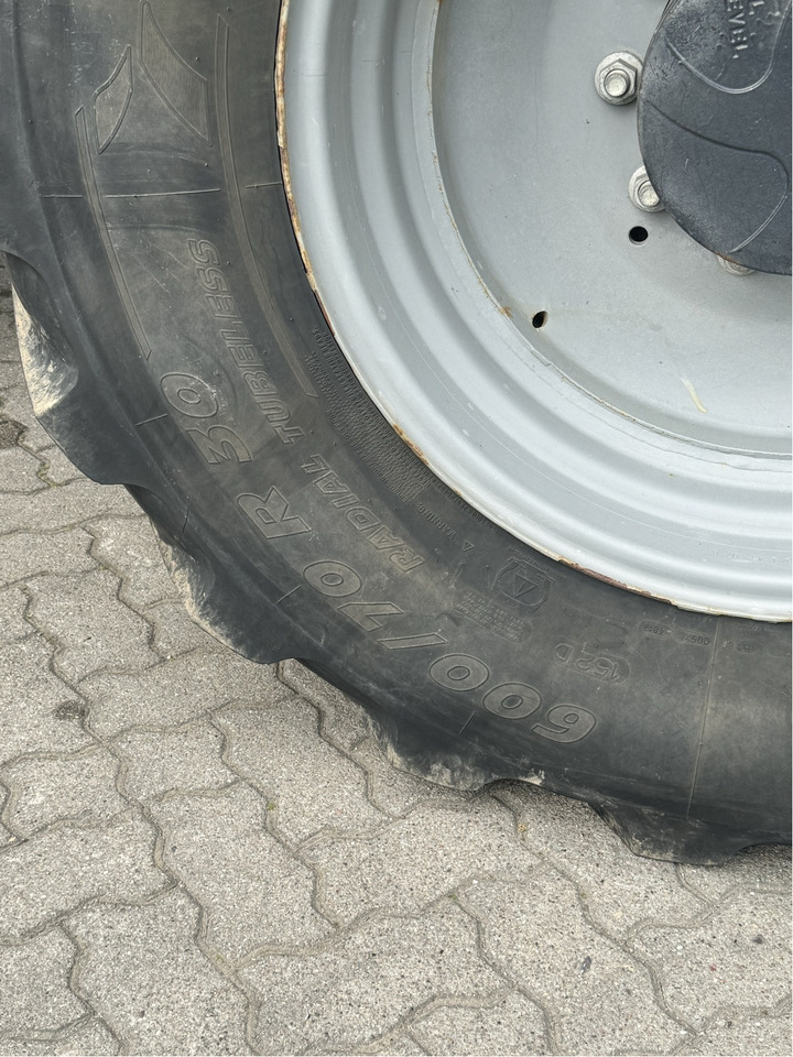Deutz-Fahr Agrotron 7250 TTV - Traktori: kuva Deutz-Fahr Agrotron 7250 TTV - Traktori Deutz-Fahr Agrotron 7250 TTV - Traktori: kuva Deutz-Fahr Agrotron 7250 TTV - Traktori