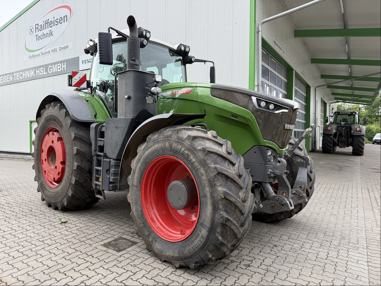 Fendt 1042 Vario Gen2 ProfiPlus - Traktori: kuva Fendt 1042 Vario Gen2 ProfiPlus - Traktori Fendt 1042 Vario Gen2 ProfiPlus - Traktori: kuva Fendt 1042 Vario Gen2 ProfiPlus - Traktori