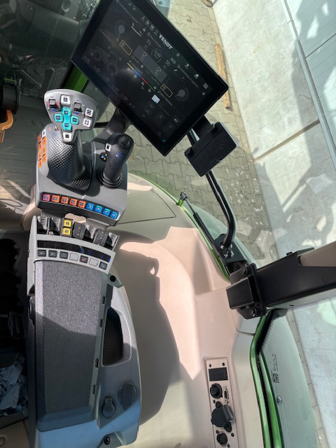 Fendt 211S Vario Gen3 Profi Setting - Traktori: kuva Fendt 211S Vario Gen3 Profi Setting - Traktori Fendt 211S Vario Gen3 Profi Setting - Traktori: kuva Fendt 211S Vario Gen3 Profi Setting - Traktori