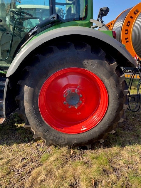 Fendt 313 Vario S4 - Traktori: kuva Fendt 313 Vario S4 - Traktori Fendt 313 Vario S4 - Traktori: kuva Fendt 313 Vario S4 - Traktori