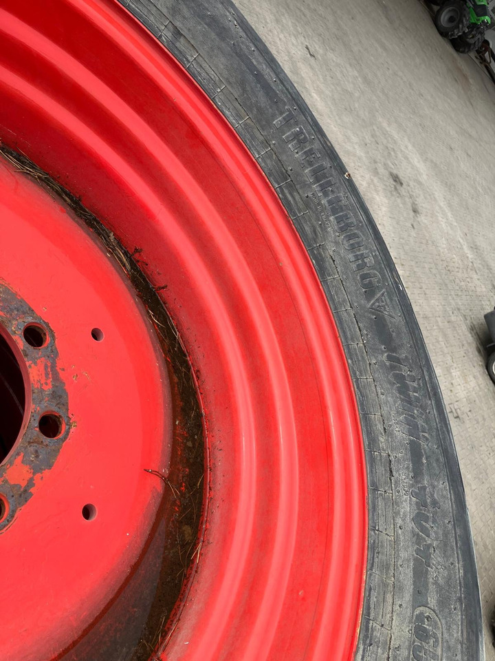 Fendt 650/60-34 Trelleborg - Renkaat ja vanteet: kuva Fendt 650/60-34 Trelleborg - Renkaat ja vanteet Fendt 650/60-34 Trelleborg - Renkaat ja vanteet: kuva Fendt 650/60-34 Trelleborg - Renkaat ja vanteet