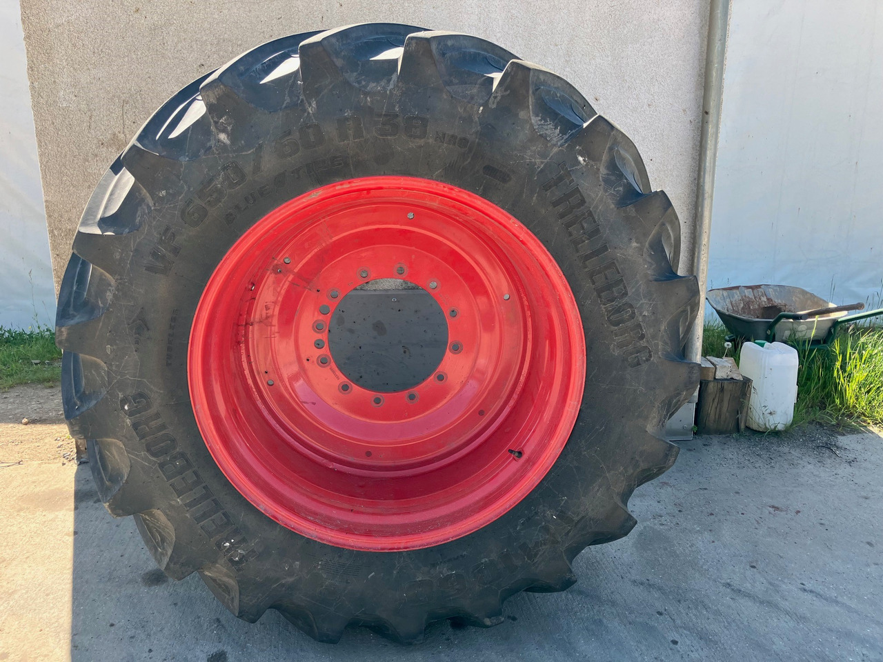 Fendt 650/60R38 750/70R44 - Renkaat ja vanteet: kuva Fendt 650/60R38 750/70R44 - Renkaat ja vanteet Fendt 650/60R38 750/70R44 - Renkaat ja vanteet: kuva Fendt 650/60R38 750/70R44 - Renkaat ja vanteet