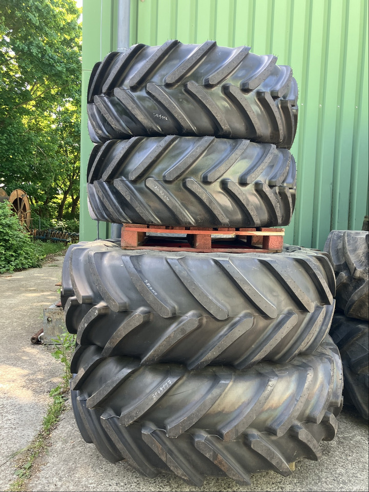 Fendt 650/65R42 u. 540/65R30 MI - Renkaat ja vanteet: kuva Fendt 650/65R42 u. 540/65R30 MI - Renkaat ja vanteet Fendt 650/65R42 u. 540/65R30 MI - Renkaat ja vanteet: kuva Fendt 650/65R42 u. 540/65R30 MI - Renkaat ja vanteet