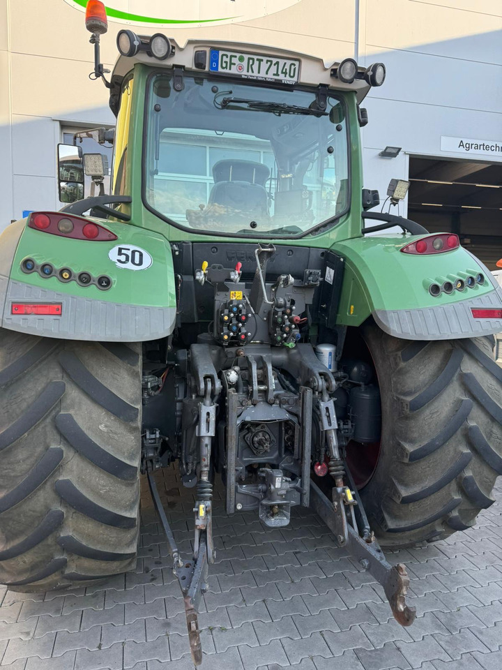 Fendt 718 Vario S4 ProfiPlus - Traktori: kuva Fendt 718 Vario S4 ProfiPlus - Traktori Fendt 718 Vario S4 ProfiPlus - Traktori: kuva Fendt 718 Vario S4 ProfiPlus - Traktori